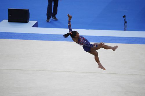 Simone Biles experienced the twisties during floor exercise at the Tokyo2020 Olympics